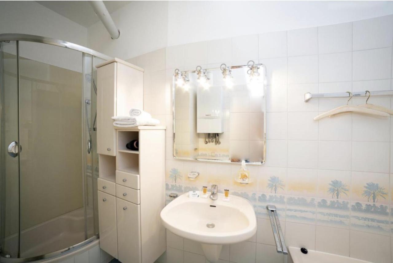 Calm 60M2 Flat Close To Center - Free Parking Wien Exteriör bild